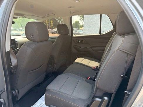 Used 2020 Chevrolet Traverse LS AWD/4WD image 15
