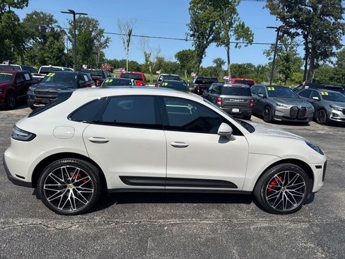 Used 2023 Porsche Macan S AWD/4WD image 9