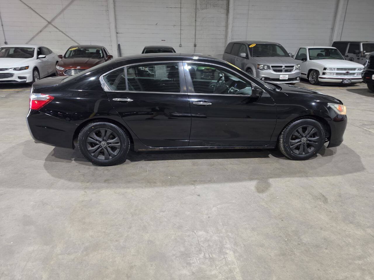 Used 2015 Honda Accord LX image 14