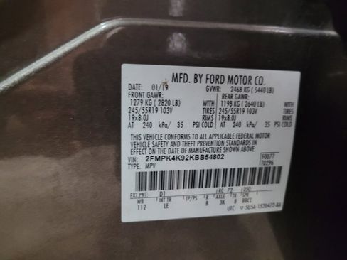 Used 2019 Ford Edge Titanium AWD/4WD image 33