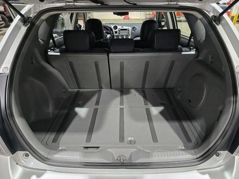 Used 2009 Pontiac Vibe GT FWD image 30