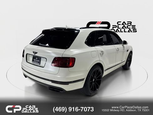 Used 2017 Bentley Bentayga AWD/4WD image 8