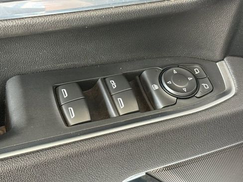 Used 2025 Chevrolet Silverado 2500 LT w/ Convenience Package image 18