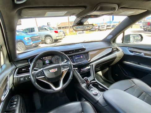 Used 2020 Cadillac XT6 Premium Luxury w/ Platinum Package AWD/4WD image 31