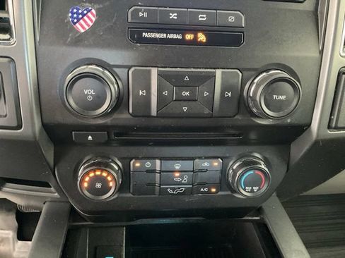 Used 2018 Ford F150 XLT RWD image 11