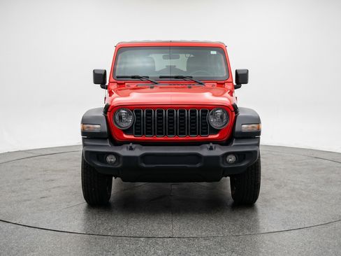 Used 2025 Jeep Wrangler Sport S image 2