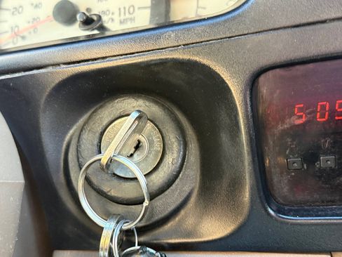 Used 2003 Toyota Tacoma 4x4 Xtracab V6 image 21