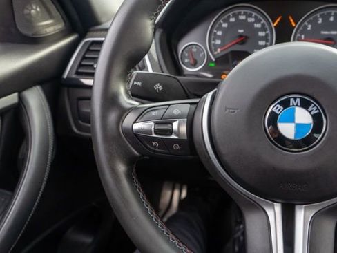 Used 2018 BMW M3 image 21