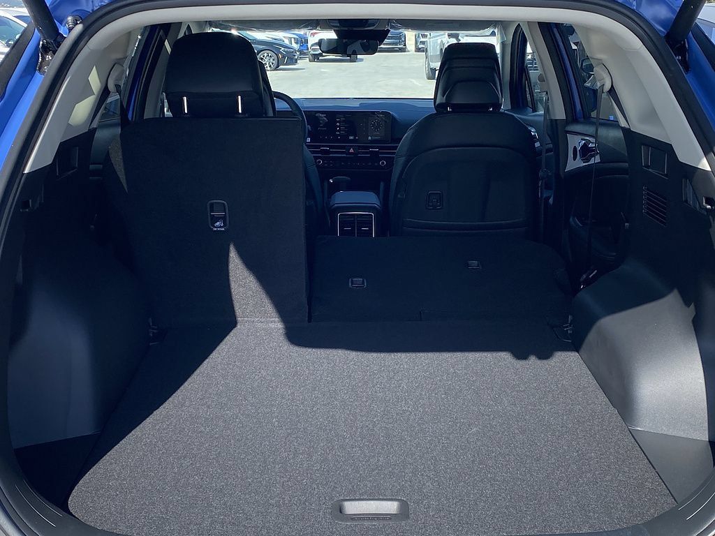 New 2026 Kia Sportage EX w/ EX Panorama Roof Package FWD image 22
