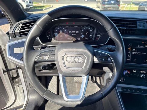 Used 2022 Audi Q3 2.0T Premium Plus image 23