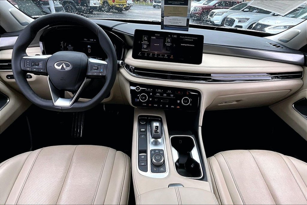 Certified 2025 INFINITI QX60 Luxe FWD image 16