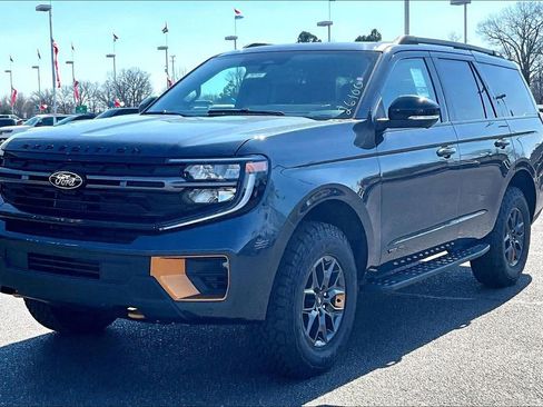 New 2026 Ford Expedition Tremor image 2