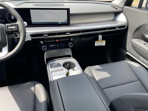 New 2026 Hyundai Ioniq 9 SEL image 15