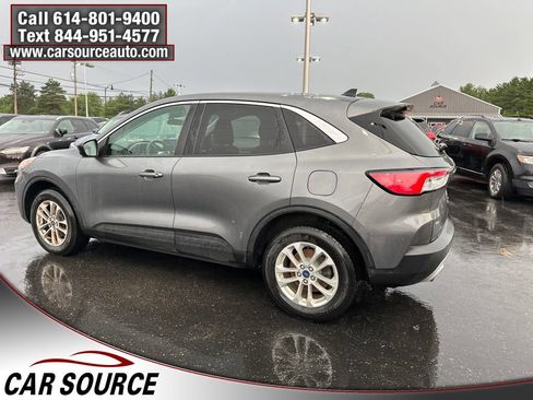 Used 2022 Ford Escape SE w/ Cold Weather Package AWD/4WD image 5