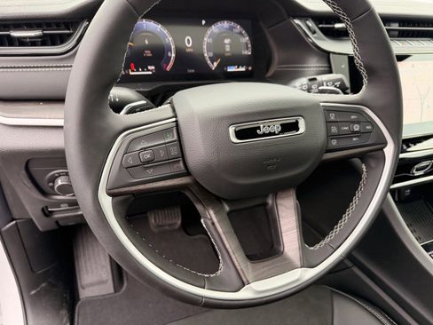 New 2026 Jeep Grand Cherokee Altitude AWD/4WD image 11