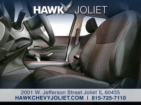 Used 2024 Nissan Kicks SV FWD image 11