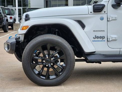 Certified 2023 Jeep Wrangler Unlimited Sahara w/ Cold Weather Group image 9