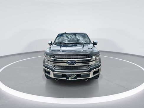 Used 2018 Ford F150 Lariat w/ Equipment Group 502A Luxury AWD/4WD image 3
