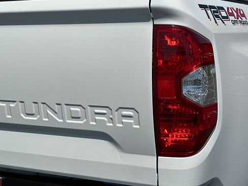 Used 2019 Toyota Tundra SR5 w/ TRD Off Road Package AWD/4WD image 43