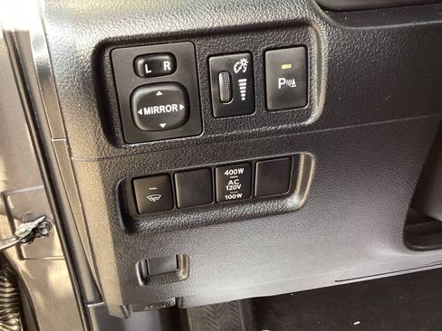 Used 2014 Toyota 4Runner Limited AWD/4WD image 32