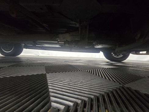 Used 1991 Dodge B2500 image 67