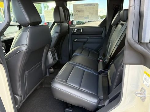 New 2026 Ford Bronco Outer Banks AWD/4WD image 7