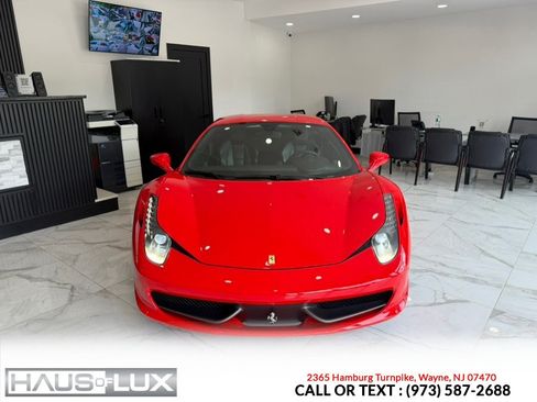 Used 2013 Ferrari 458 Italia Coupe RWD image 4