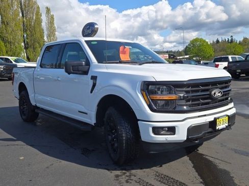 New 2025 Ford F150 XLT w/ Equipment Group 302A MID image 3