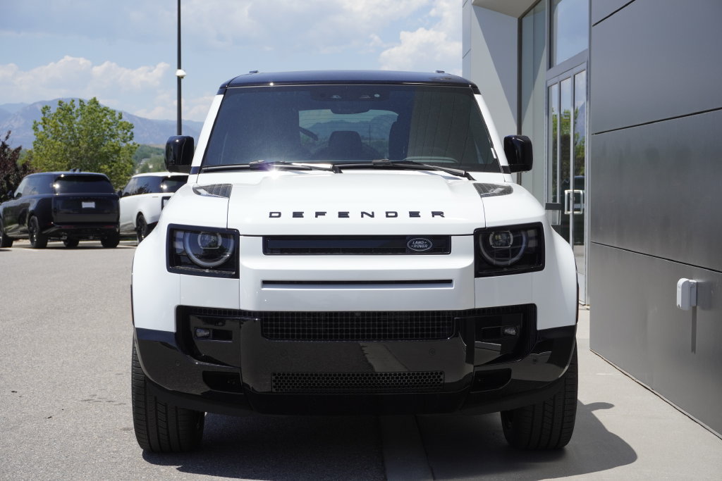New 2026 Land Rover Defender 110 X-Dynamic SE AWD/4WD image 6