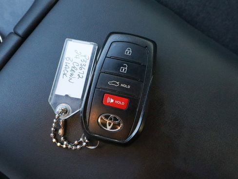 Used 2024 Toyota Crown XLE image 29