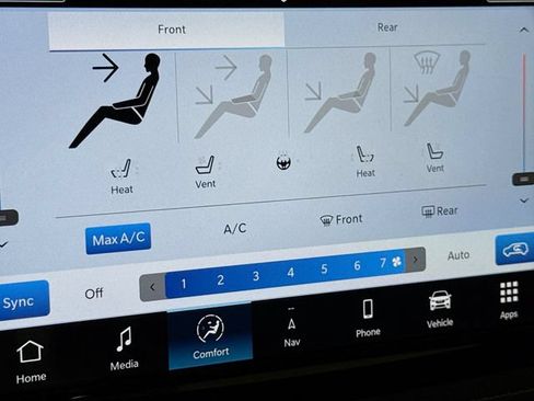 New 2027 Chrysler Pacifica Limited FWD image 21