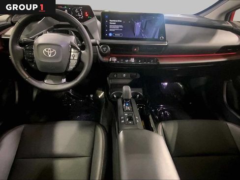 Used 2024 Toyota Prius Prime FWD image 31