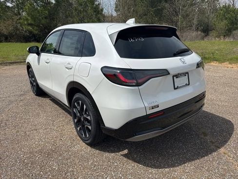 New 2026 Honda HR-V EX-L image 4