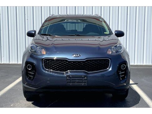 Used 2019 Kia Sportage LX w/ LX Popular Package AWD/4WD image 3