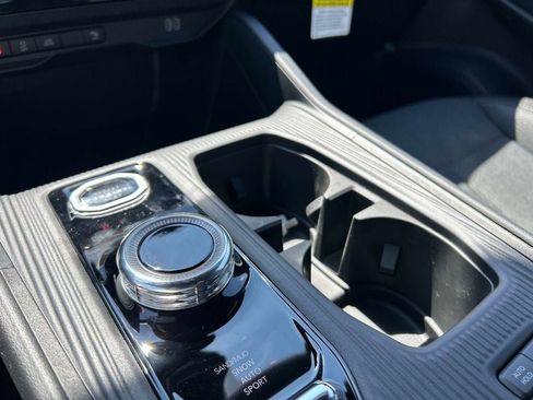 New 2026 Jeep Cherokee Laredo AWD/4WD image 9