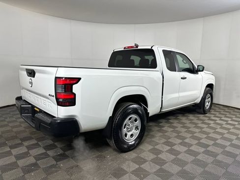 Used 2024 Nissan Frontier S w/ Technology Package image 3