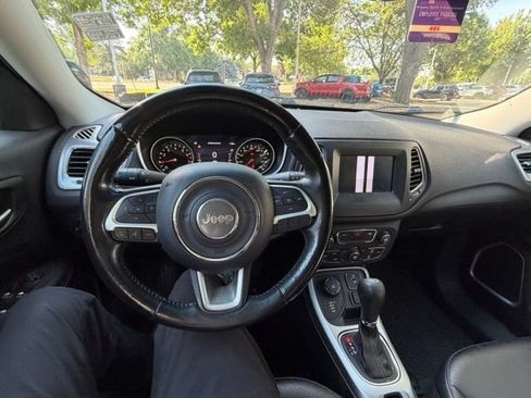 Used 2018 Jeep Compass Latitude w/ Popular Equipment Group AWD/4WD image 20