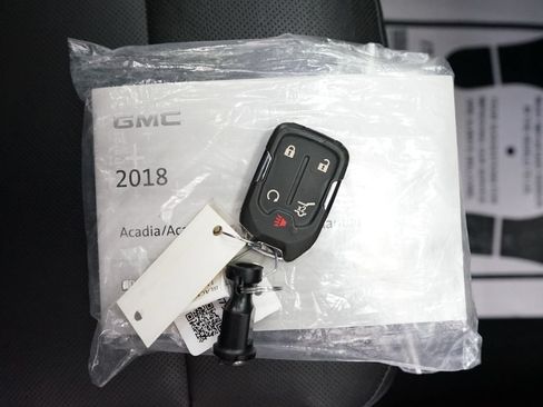 Used 2018 GMC Acadia SLT AWD/4WD image 58
