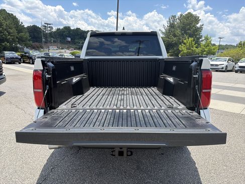 New 2026 Toyota Tacoma SR5 AWD/4WD image 18