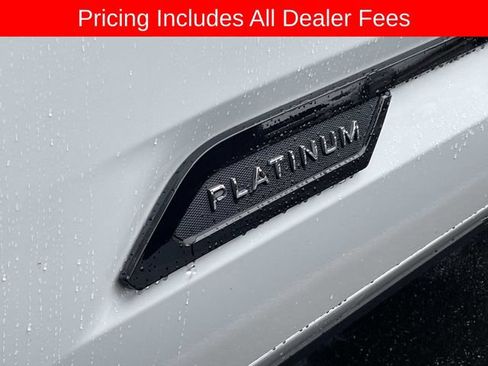 Used 2023 Toyota Sequoia Platinum AWD/4WD image 4