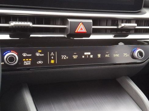 New 2026 Kia Sportage S AWD/4WD image 8