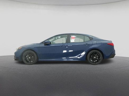New 2026 Toyota Camry SE image 19