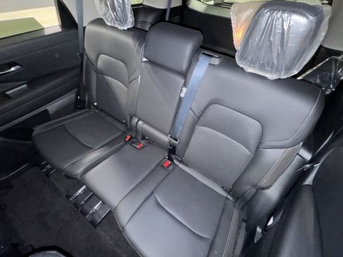 New 2026 Nissan Pathfinder SL AWD/4WD image 17