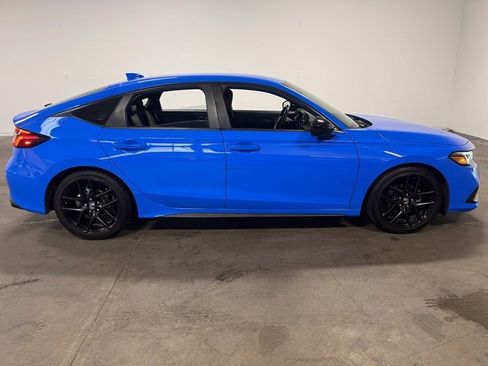 Used 2024 Honda Civic Sport image 2