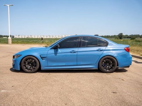 Used 2017 BMW M3 RWD image 4