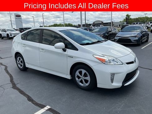 Used 2015 Toyota Prius Four FWD image 20