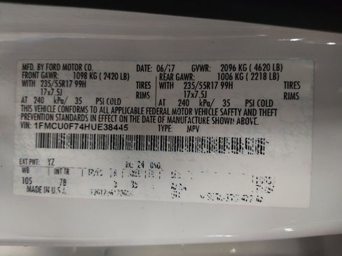Used 2017 Ford Escape S FWD image 33