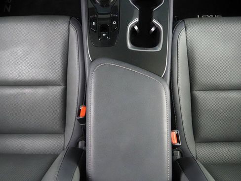 Used 2023 Lexus RZ 450e Premium w/ Technology Package image 24