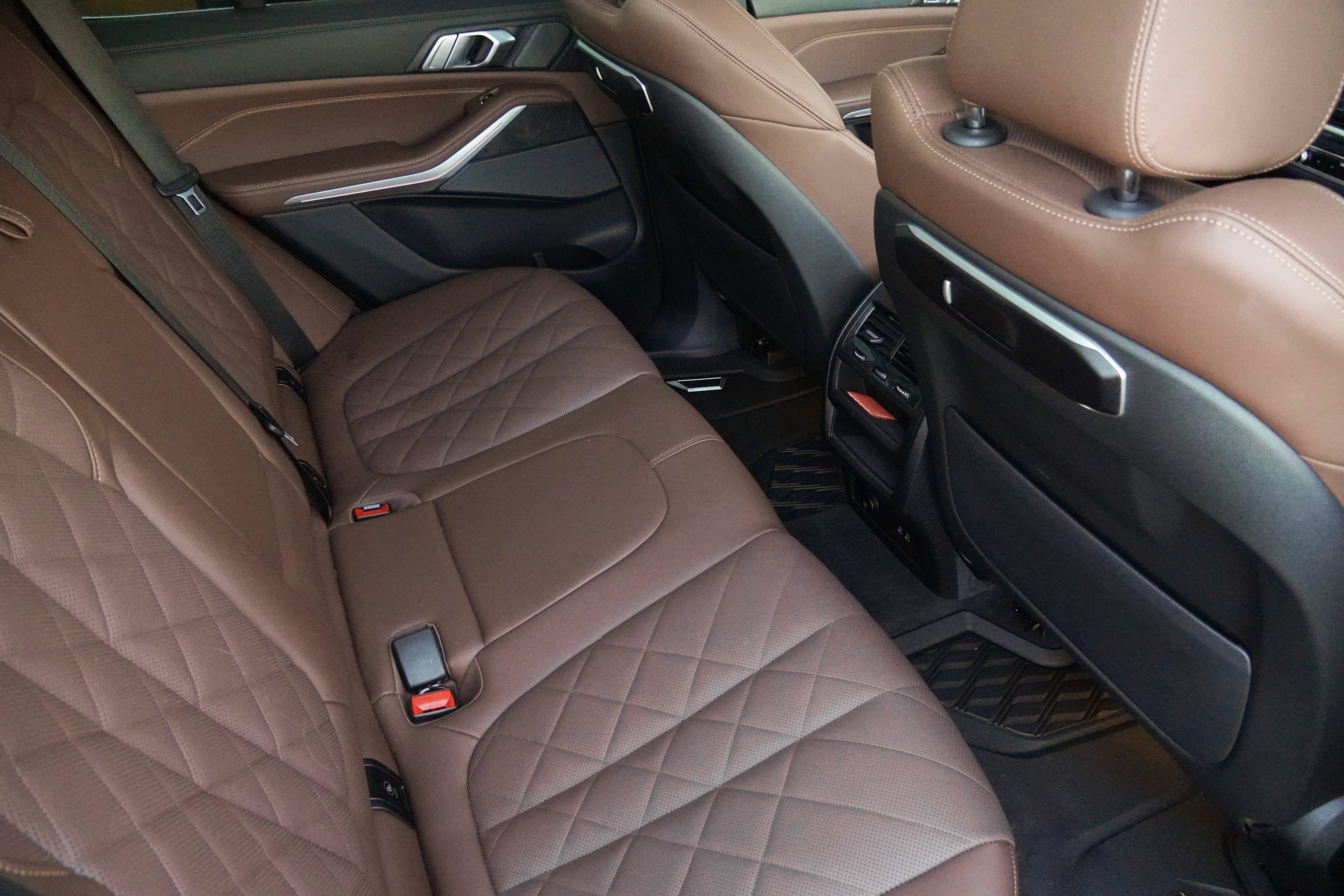 Certified 2024 BMW X5 sDrive40i w/ Premium Package RWD image 35
