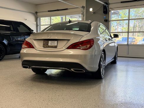 Used 2018 Mercedes-Benz CLA 250 image 8